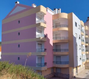 Pintura de fachadas de prédio com acesso por corda
